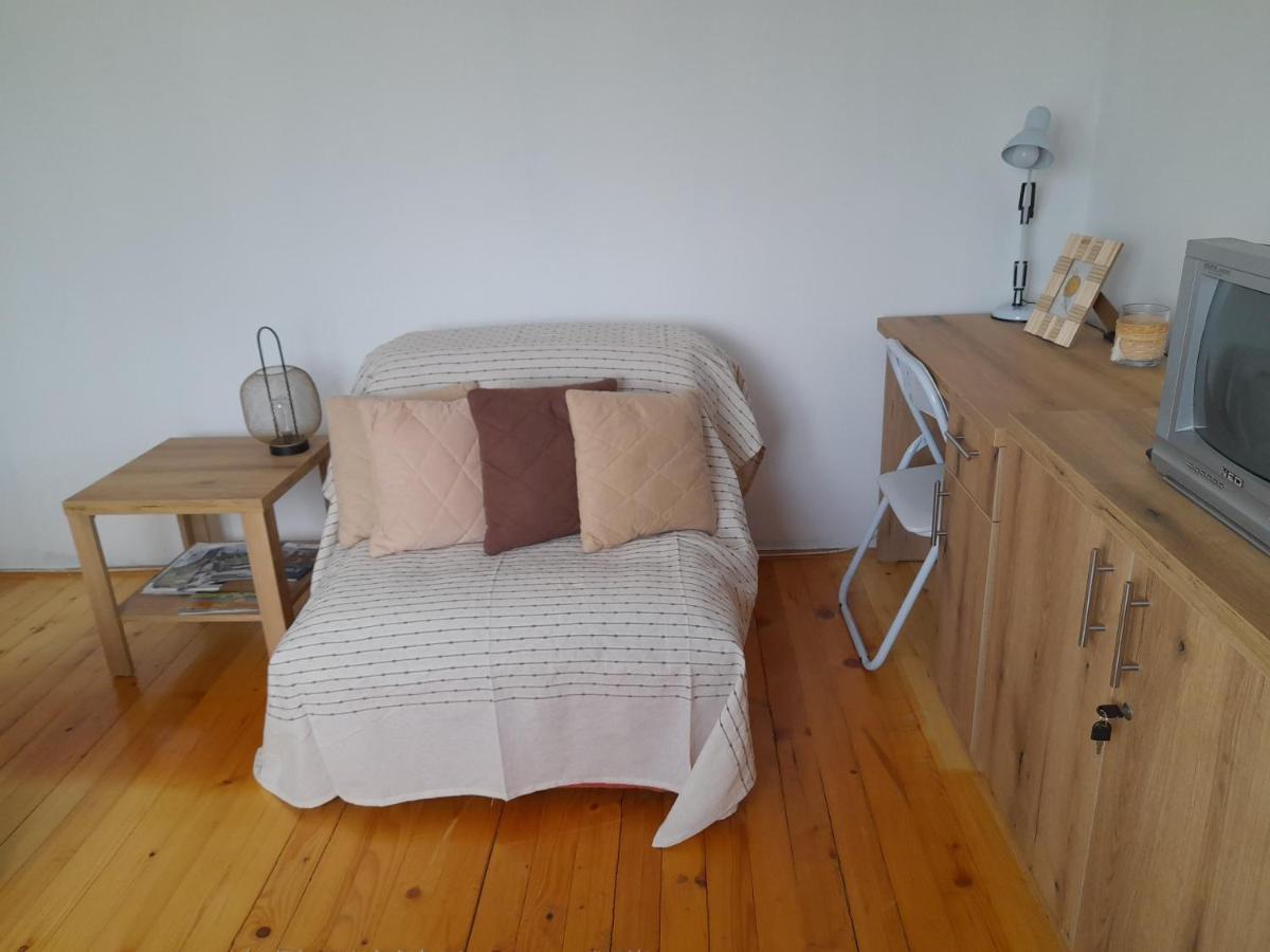 Soba Lavanda Kladovo Bagian luar foto